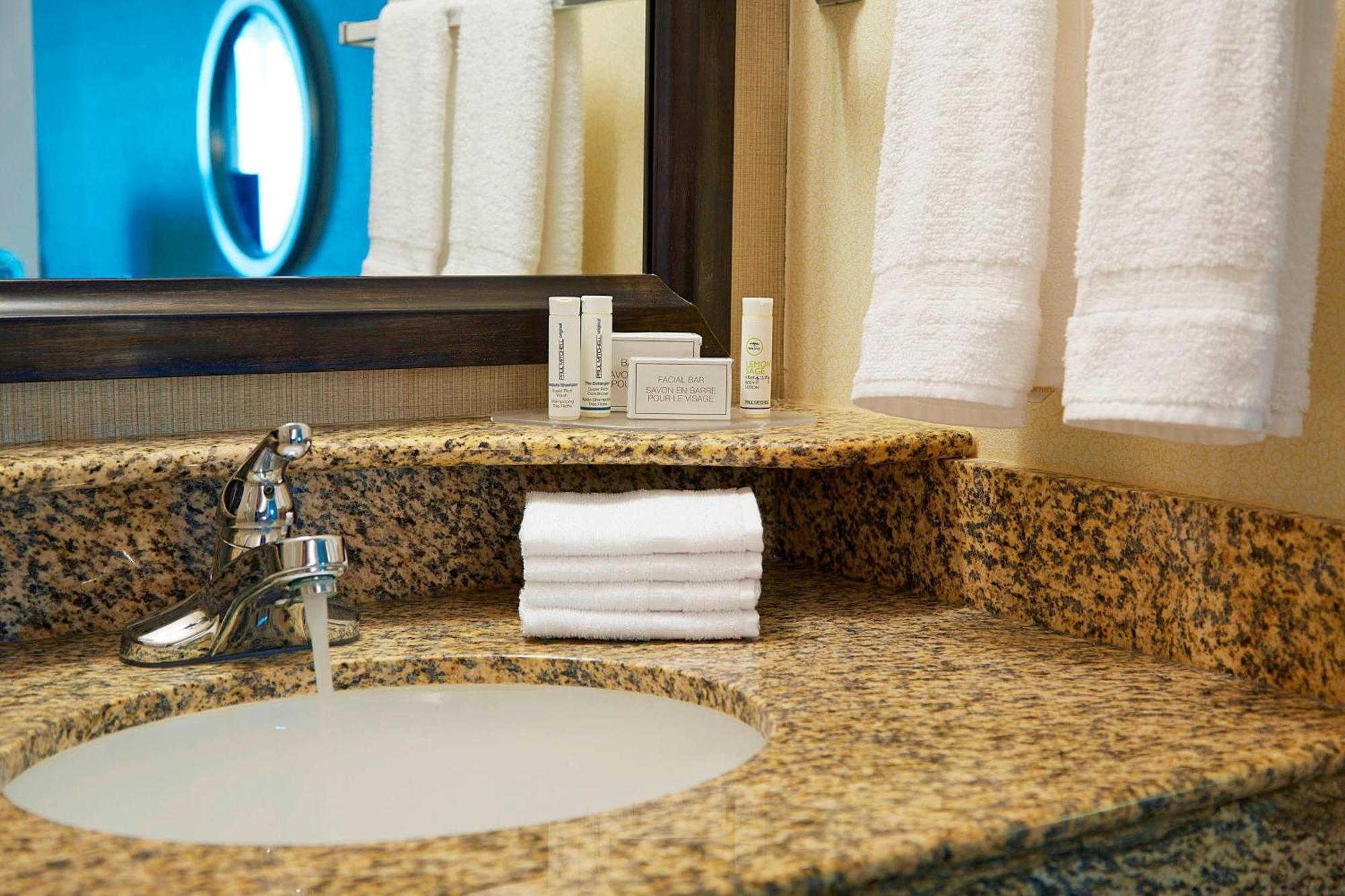 Courtyard Boston Woburn/boston North Hotel 3*
